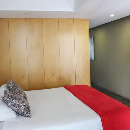 Urban Master Авейру